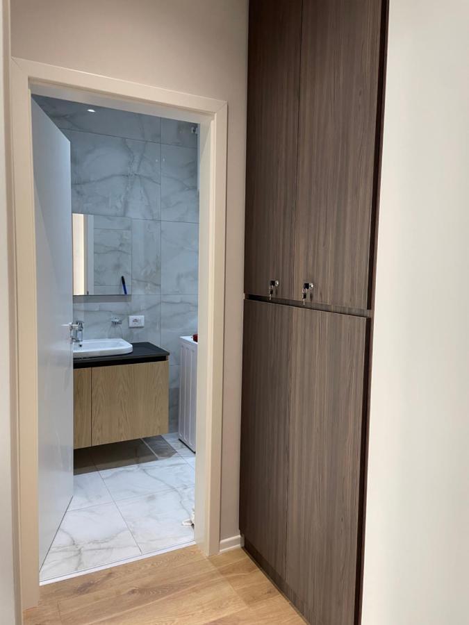 New Brilant Apartment Tiranë Luaran gambar